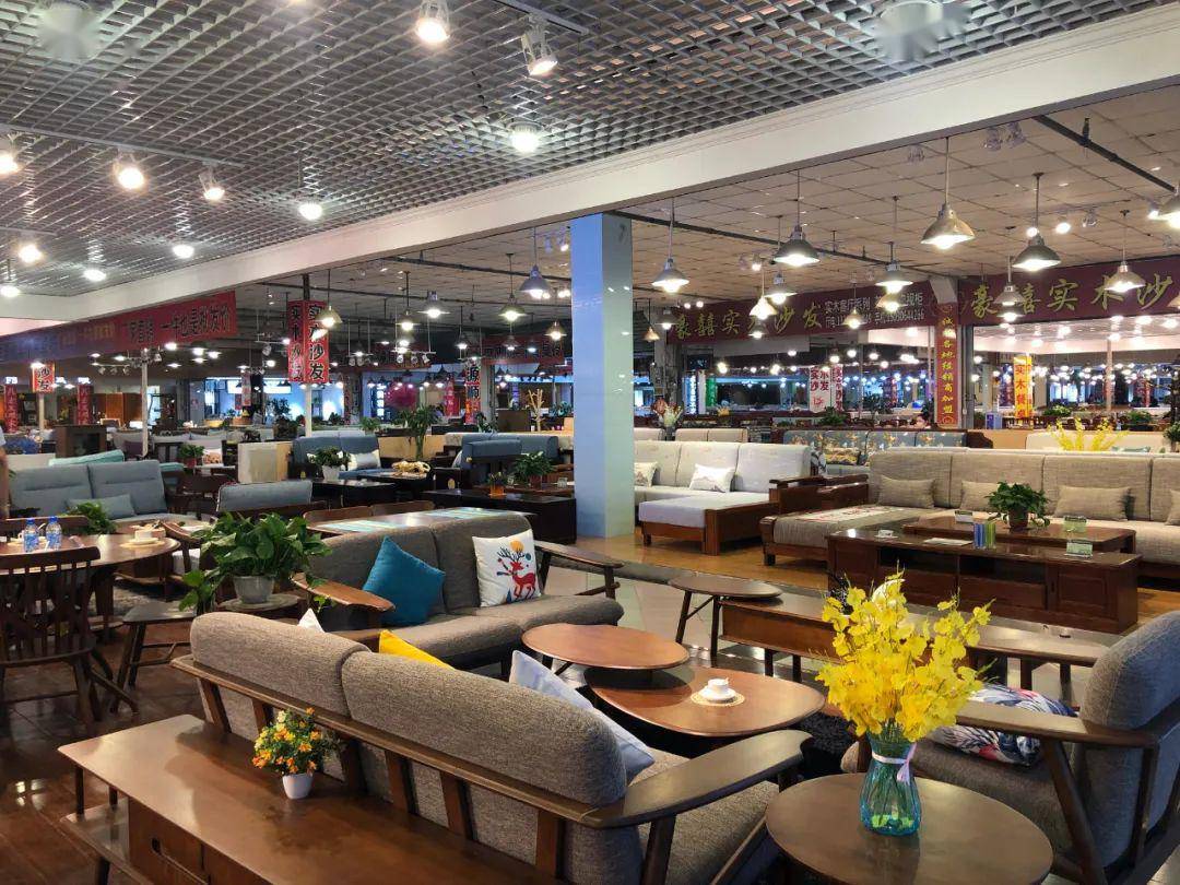 北京近郊規(guī)模最大的家具城老板,來(lái)自佛山順德 |全國(guó)兩會(huì)-.